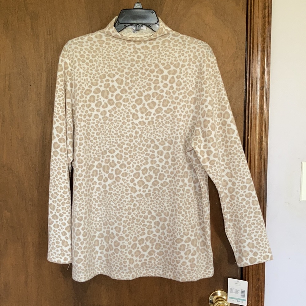 Emily Daniels top cheetah print mockneck top PL - Picture 10 of 17